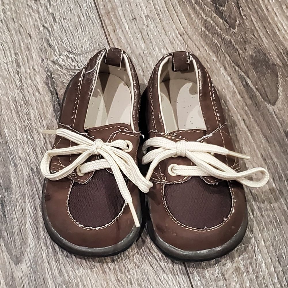 Baby Leather Shoes Size 4 Classic Brown Baby Shoes with Cream Laces - Picture 7 of 7